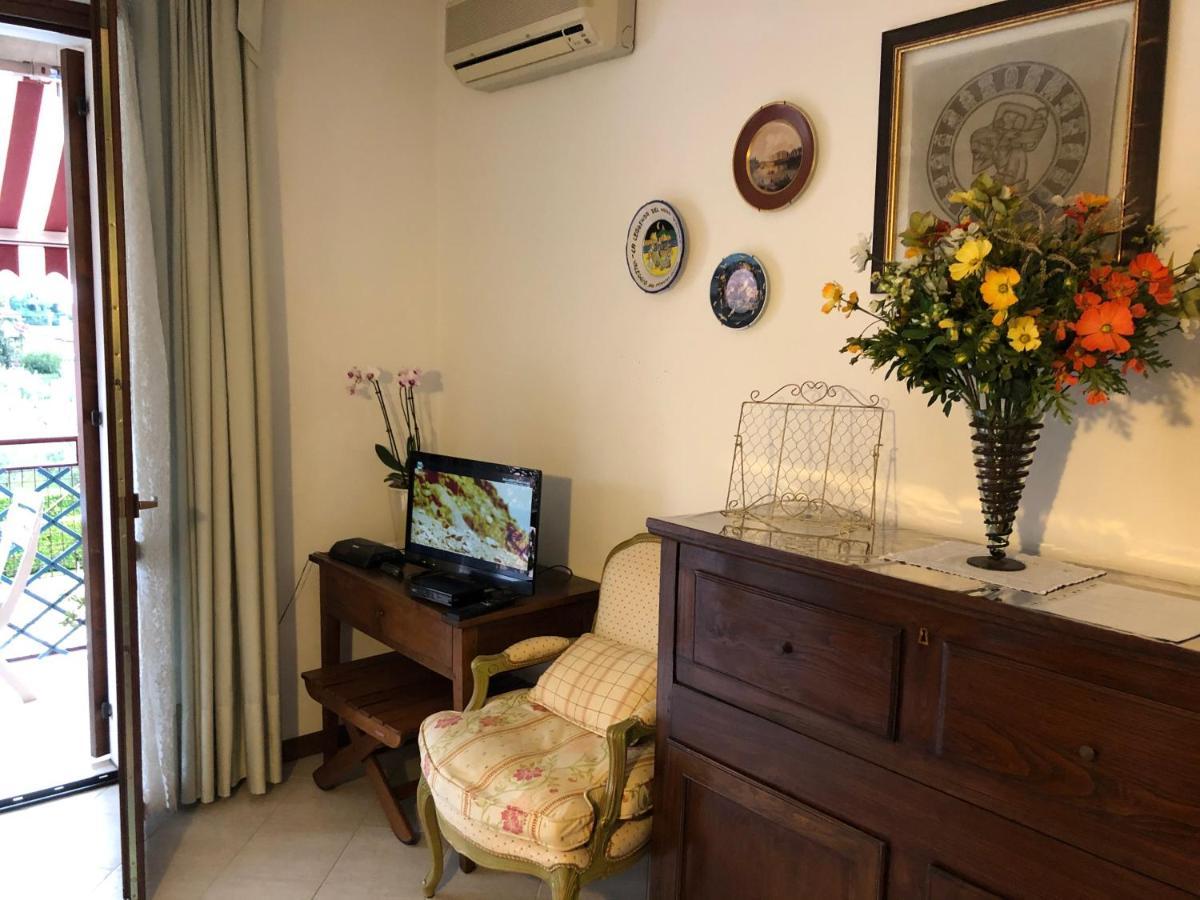 Apartment Mavi Bardolino Esterno foto