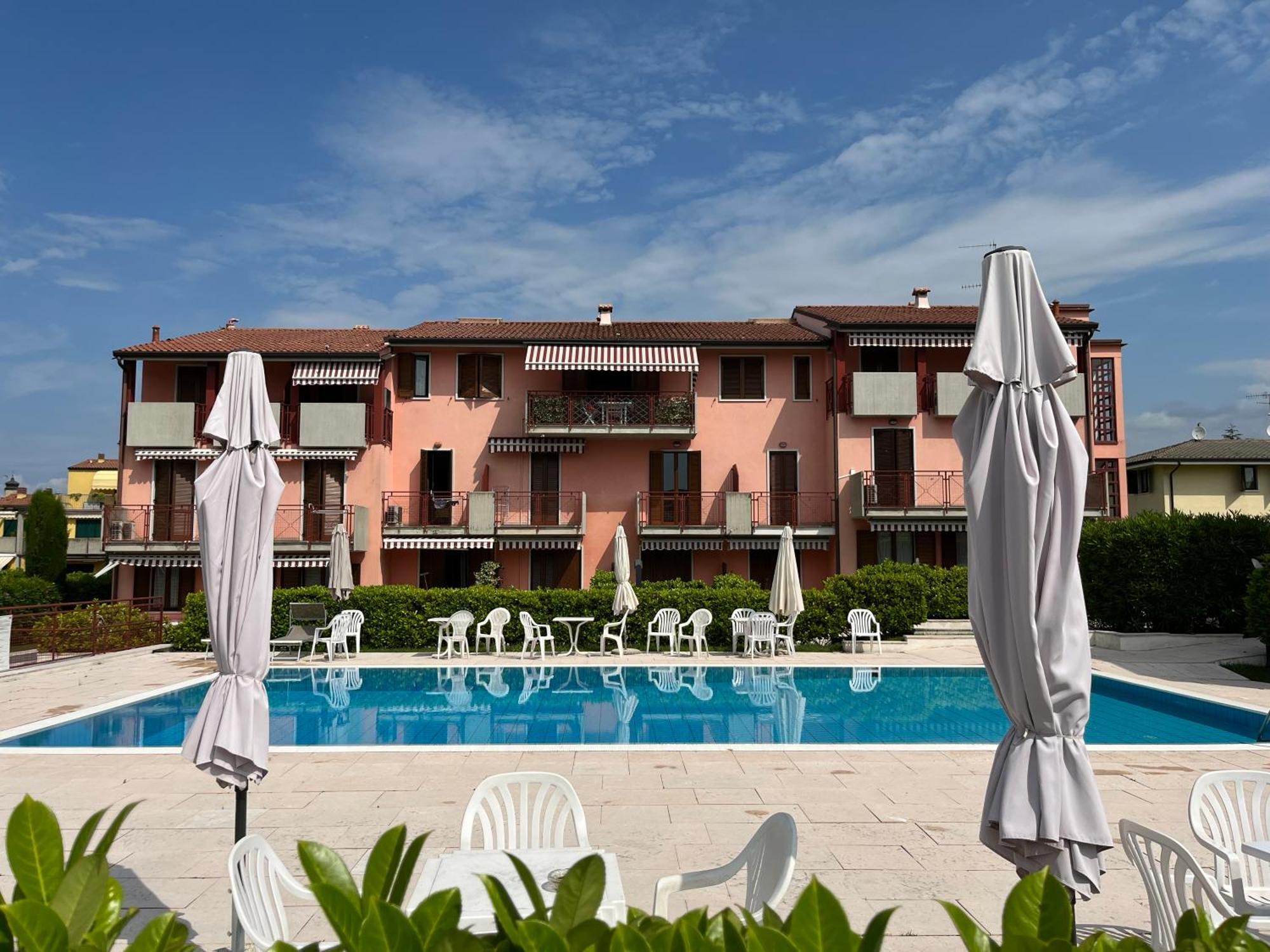 Apartment Mavi Bardolino Esterno foto
